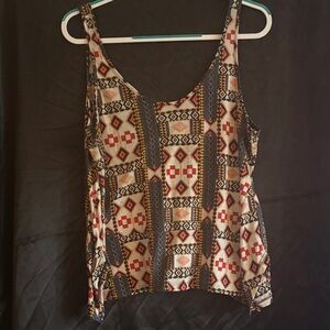 Geometric Print Sleeveless Top